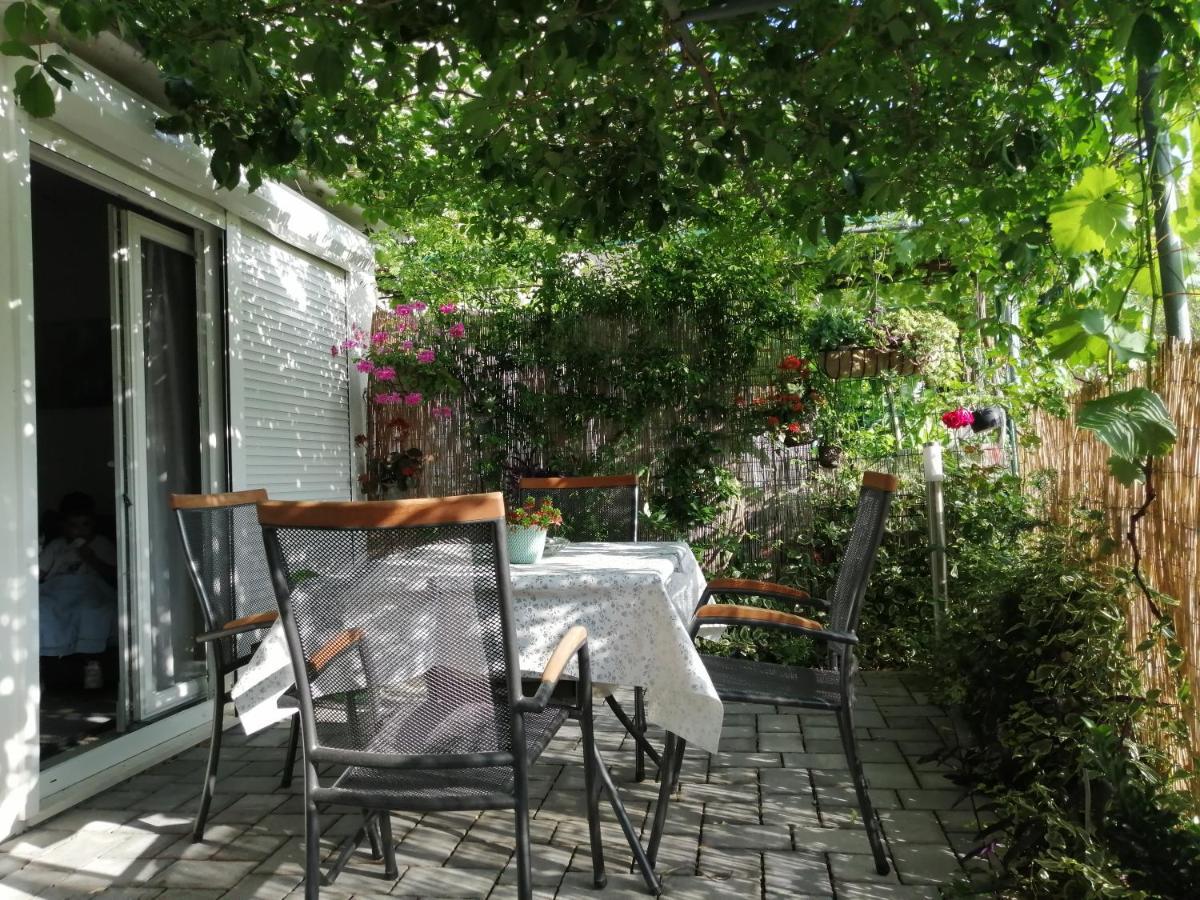 Apartment Golden Dreams Podstrana Bagian luar foto