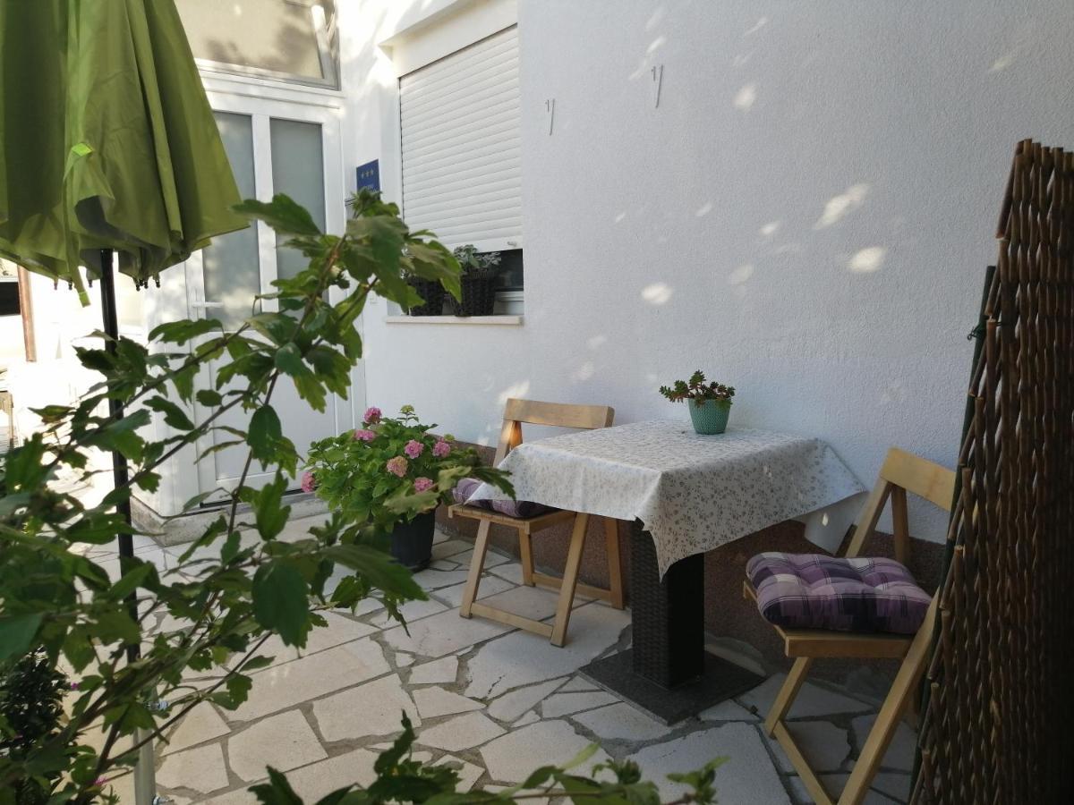 Apartment Golden Dreams Podstrana Bagian luar foto
