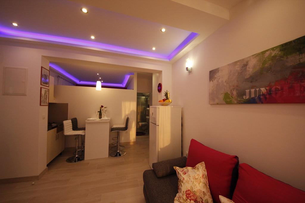 Apartment Golden Dreams Podstrana Bagian luar foto