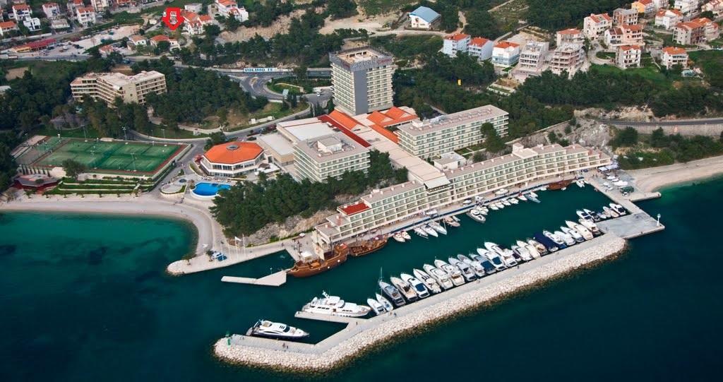 Apartment Golden Dreams Podstrana Bagian luar foto