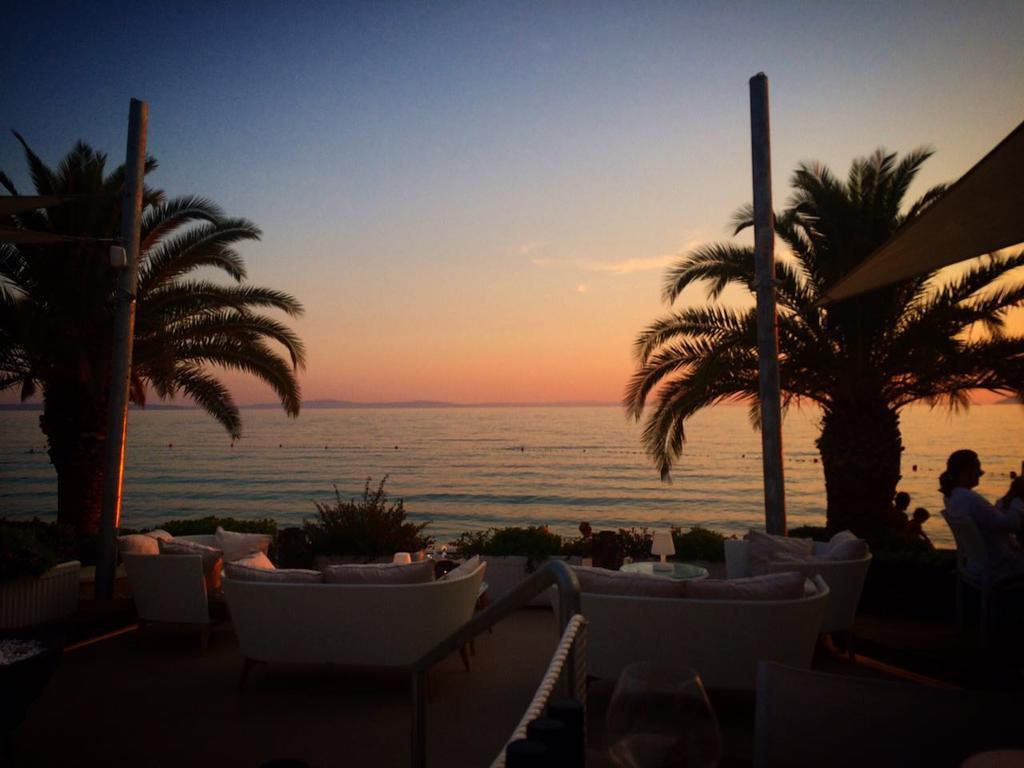 Apartment Golden Dreams Podstrana Bagian luar foto