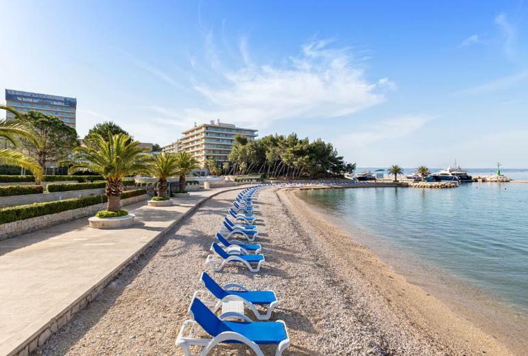 Apartment Golden Dreams Podstrana Bagian luar foto