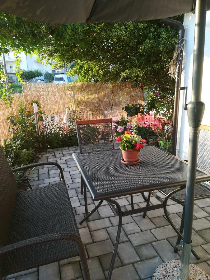 Apartment Golden Dreams Podstrana Bagian luar foto