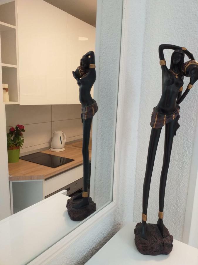 Apartment Golden Dreams Podstrana Bagian luar foto